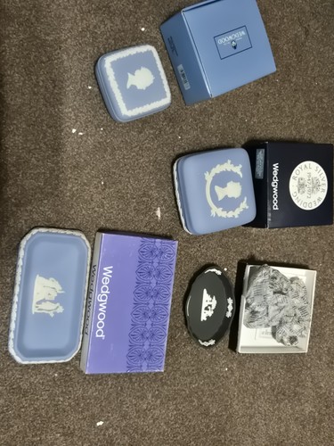 Wedgwood blue black - blue,