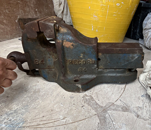 Record cast iron bench - 84,