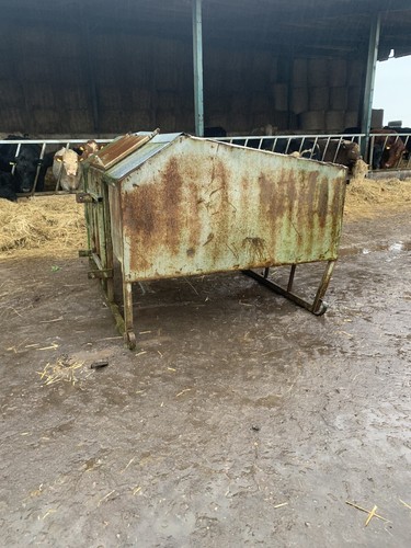Calf creep feeder - calf,