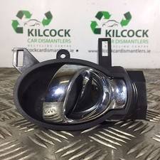 NISSAN JUKE F15 INTERIOR DOOR HANDLE NEARSIDE LEFT PASSENGER X9C13  GENUINE 2013