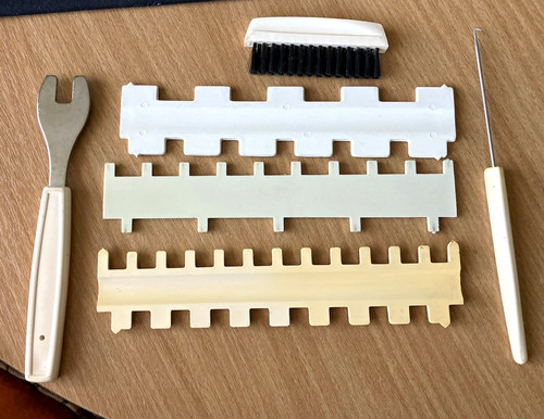Various knitting machine - various,
