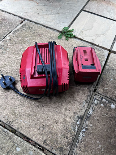Hilti 350 36v 1 bay - 4/36-350, 1-bay