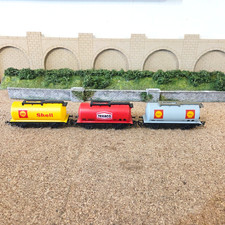 HORNBY RAILWAYS OO GAUGE RAKE