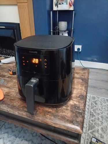 Philips essential air fryer - essential,