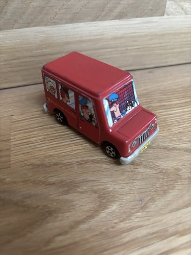 1992 postman pat van - postman,