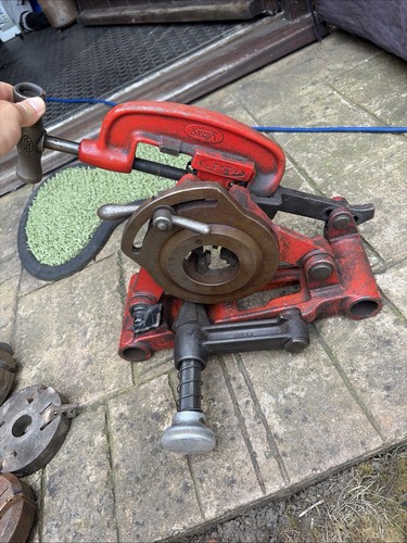 Virax pipe threader - virax,