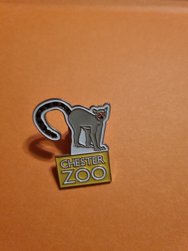 Chester zoo pin - badge, ring