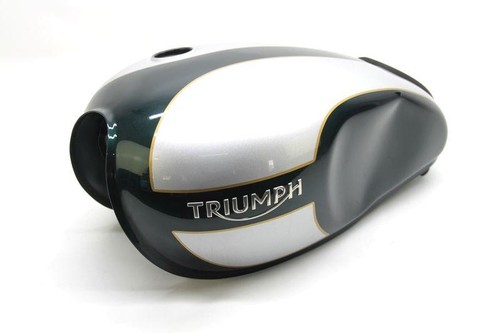 Triumph bonneville bobber 2017 - triumph,