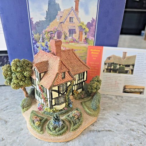 Lilliput lane medway manor - medway,