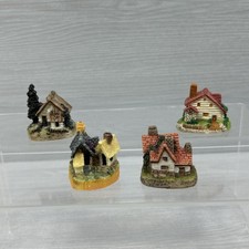 Vintage Resin Cottage Lot of 4