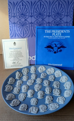 Wedgwood blue jasperware - blue,