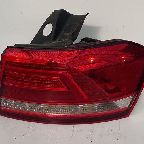 Volkswagen passat saloon - passat,