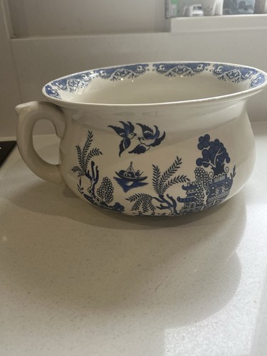 Antique willow pattern chamber - antique,