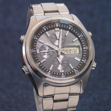 00s RETRO CASIO WVQ-500DJ