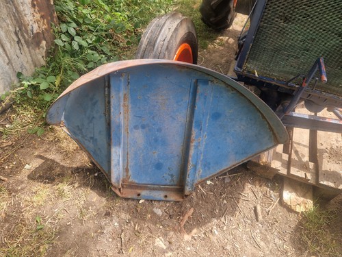 Fordson e27n tractor - e27n,