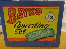 VINTAGE BAYKO BUILDING