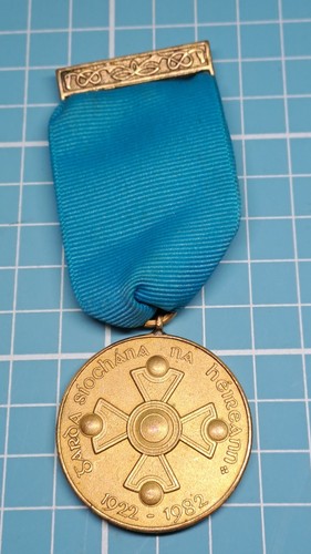 1922 1982 garda siochana - -,