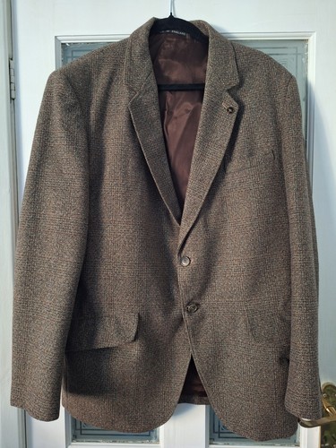 Christopher dawes derby - derby, tweed