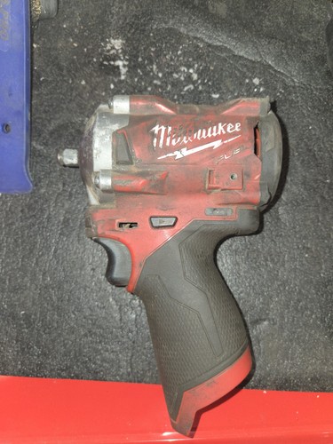 Milwaukee m12fiw38 fuel - milwaukee, 3/8"