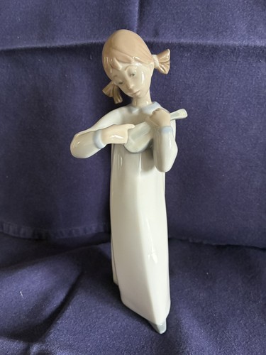 Lladro figurine 4871 girl - 4871,,