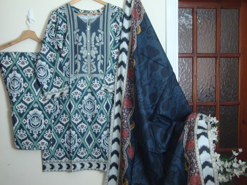 New maria printed khaddar - new,