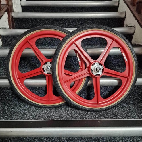 Skyway silver alloy flange - alloy,
