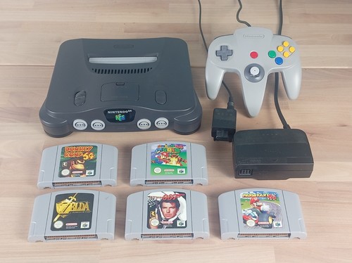 Nintendo console 5 games - console,
