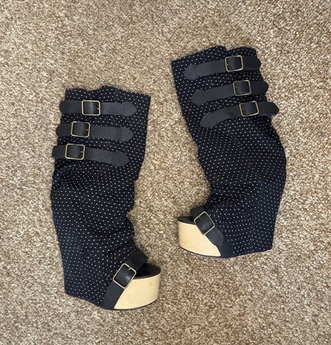 Money platform boots by - mo,