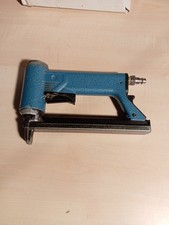  VINTAGE RAPESCO Pneumatic Tacker Air Staple gun UNTESTED