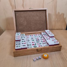 vintage mah jong set 163 tiles made in taiwan wooden case red tiles plus dice