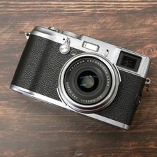 Fujifilm FinePix X Series X100
