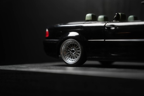 Scale bmw style 32 3d - 1/18,