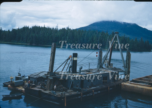 Dredge barge wrangle narrows - wrangle,