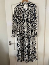 H&M Long Sleeve Tiered Maxi