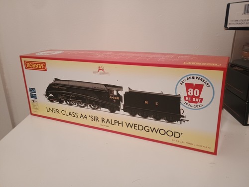 Hornby r30452 lner - hornby,