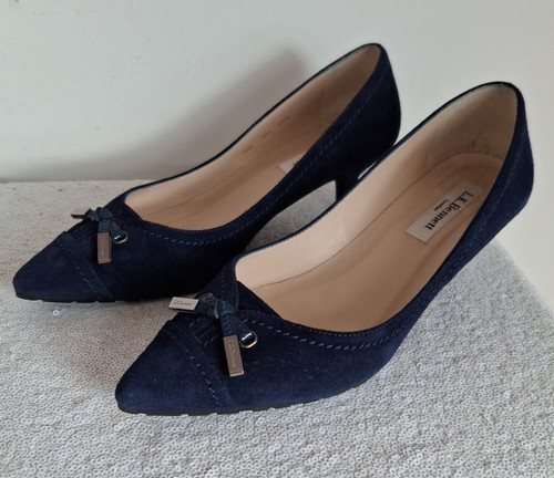 Bennett shoes size 5 - k,