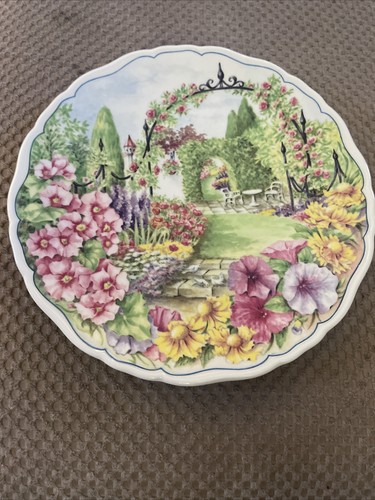 Royal albert secret garden the - secret,