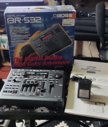 Boss 532 recorder - br-532, boxed