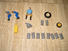 BRITAIN'S FARM driver figures, sacks, churns, bale loose items