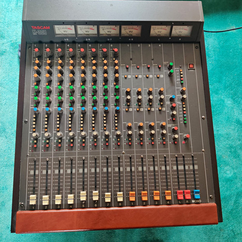 Tascam 308 channel 4 bus - m-308, 8-channel