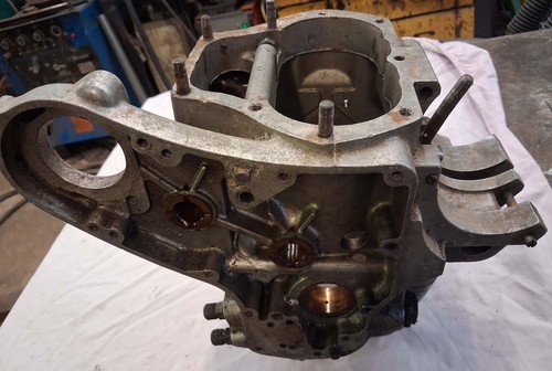 Bsa a10 da10 crankcase - da10,