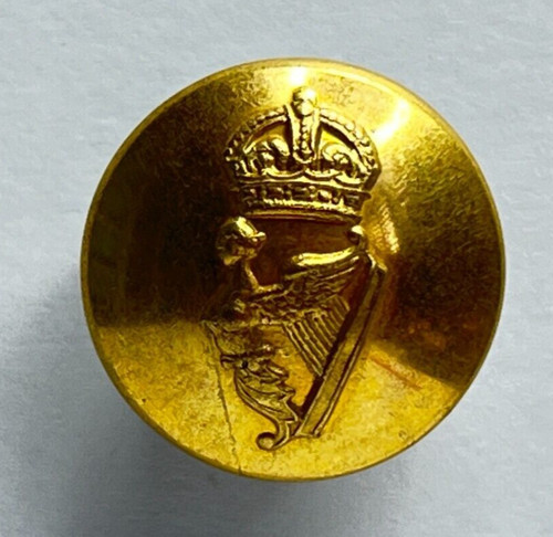 Ww2 irish guards gilt button - gilt,