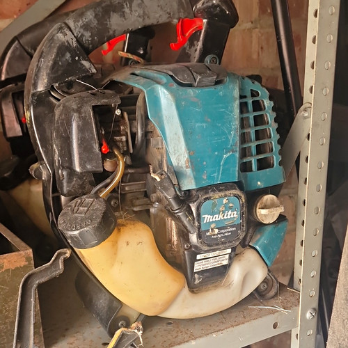 Makita leaf blower - ,