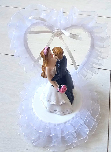 Bride groom wedding cake - &,