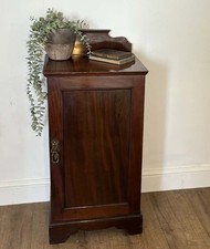 vintage mahogany Pot Cupboard
