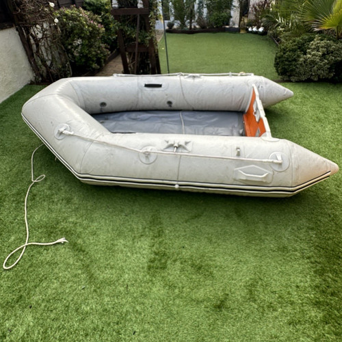 285 inflatable dinghy - m.d.m,