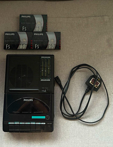 Philips aq6350 cassette player - philips,