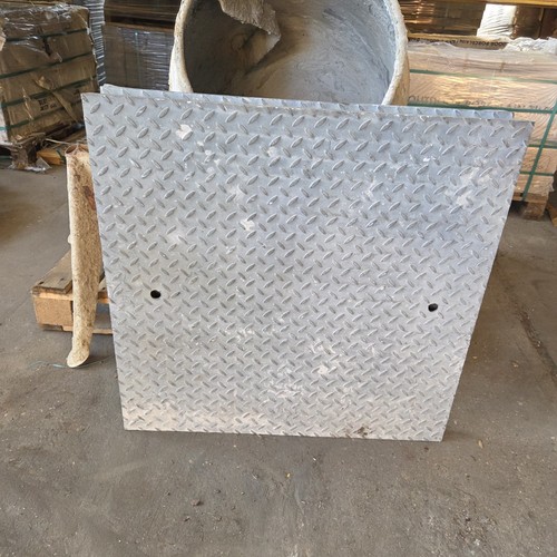 Galvanised chequer plate - chequer,