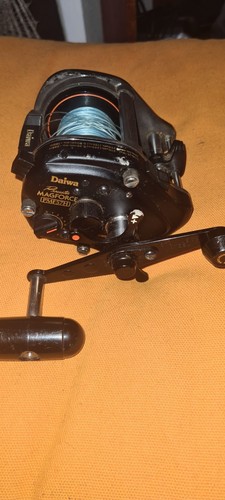 Vintage fishing reel daiwa - fishing,
