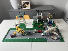 VINTAGE LEGO SET 10159 CITY